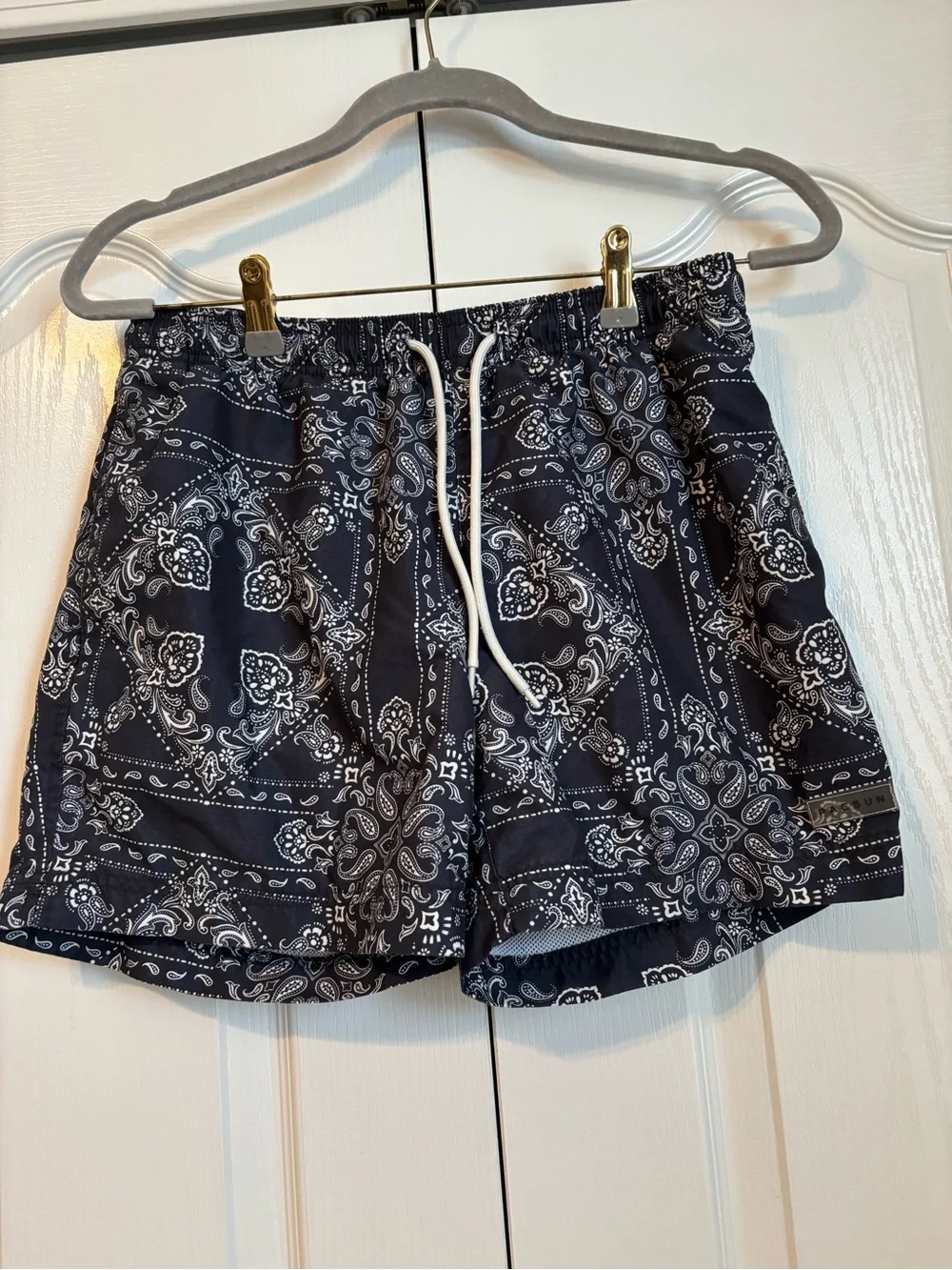 Pacsun Men's White Mesh Athletic Shorts with Navy Paisley trim